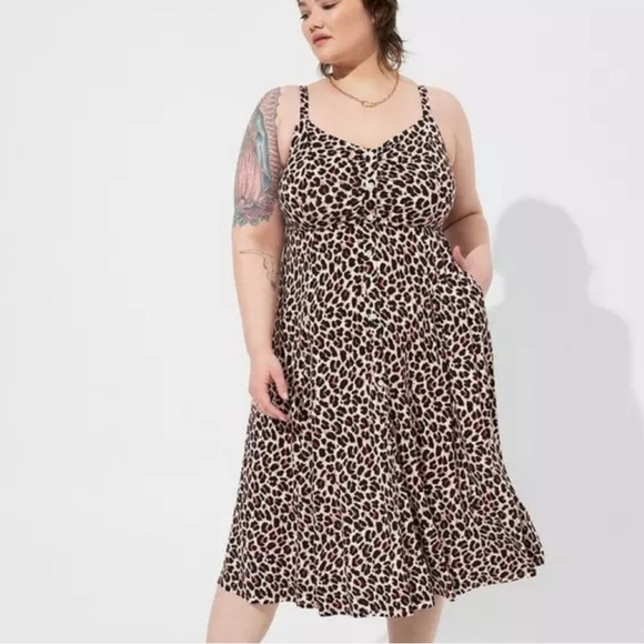 torrid Dresses & Skirts - Torrid Leopard Print Midi Dress